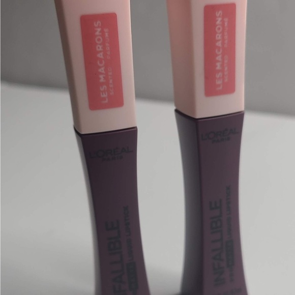 L’Oreal Paris 830 Liquid Lipstick - Picture 3 of 3